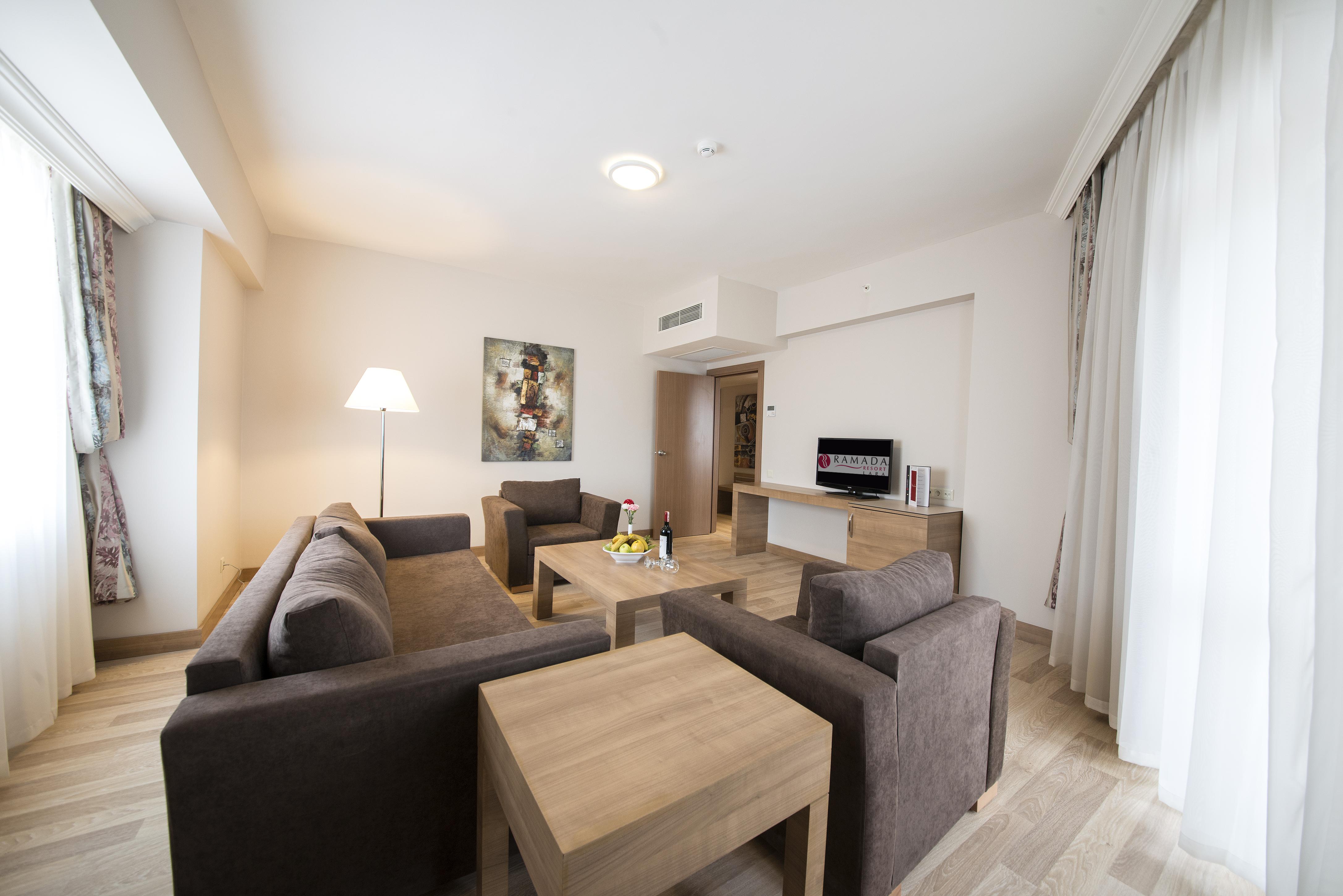 Wyndham Garden Lara Hotel Antalya Luaran gambar