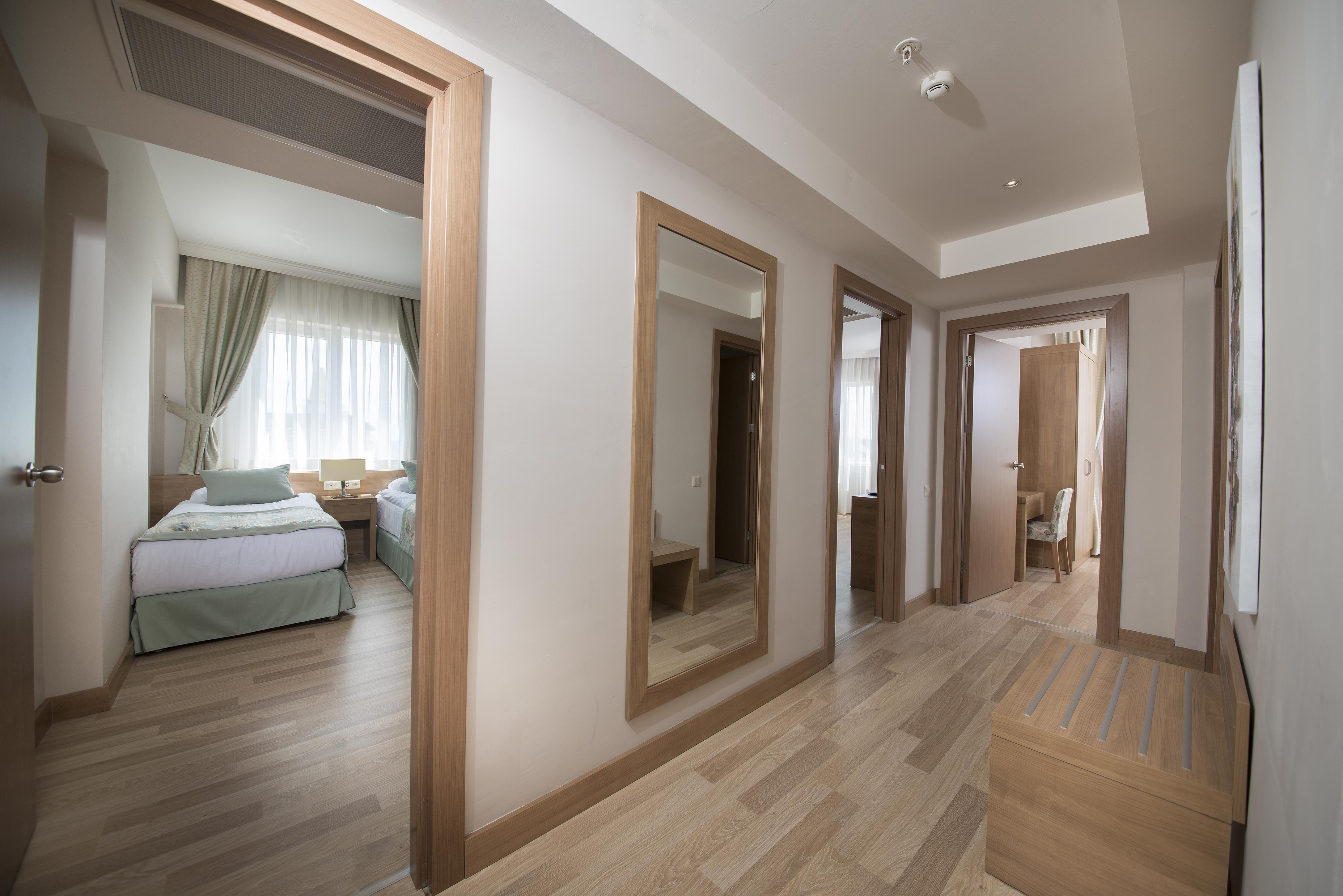 Wyndham Garden Lara Hotel Antalya Luaran gambar
