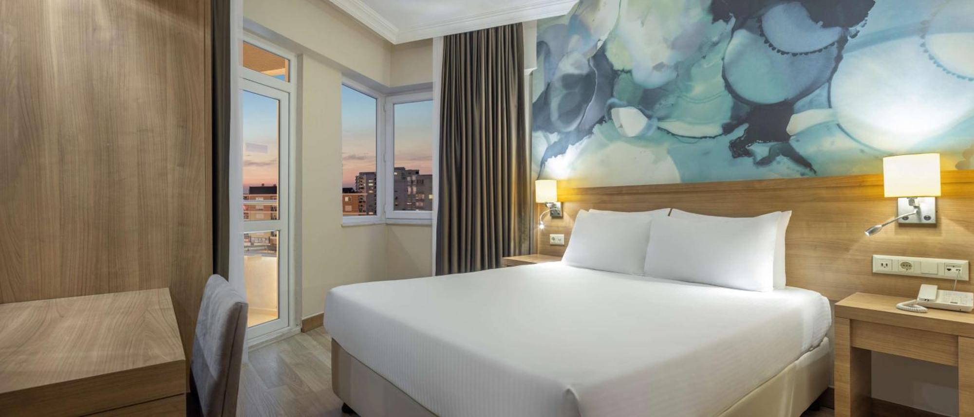 Wyndham Garden Lara Hotel Antalya Luaran gambar